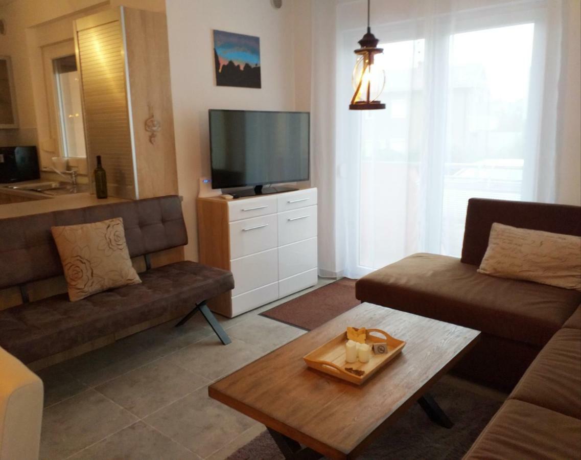 Apartman Leanton Pula Exterior foto